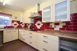 Photo 11- click for photo gallery